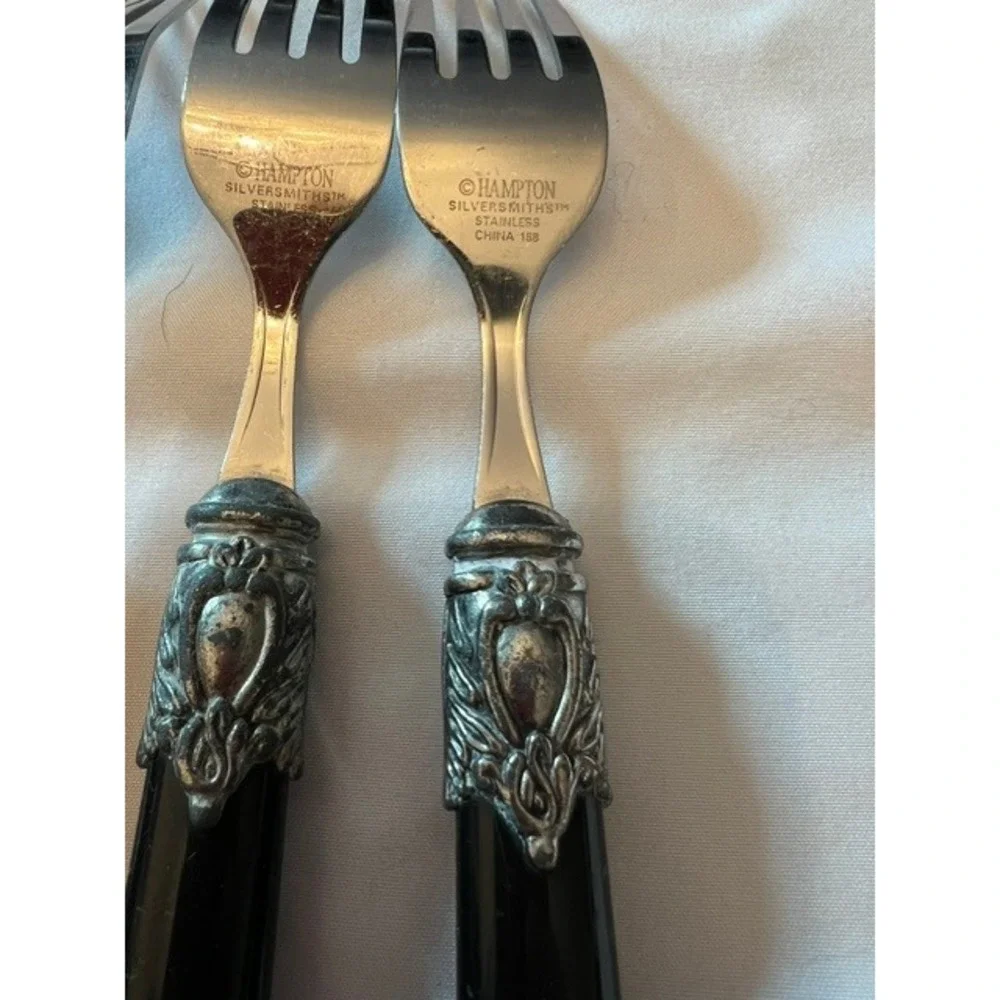 Hampton Silversmiths Flatware Set 15pc Black Silver Ornate Gothic Good Condition